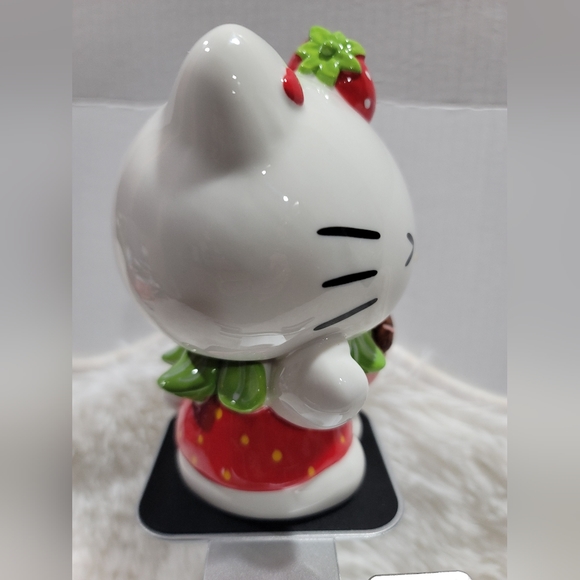 Hello Kitty Blue Sky Sanrio Strawberry Bow Cute Winking Figurine Ceramics - Picture 2 of 4